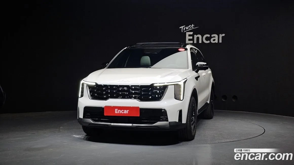 Kia Sorento — фото 9