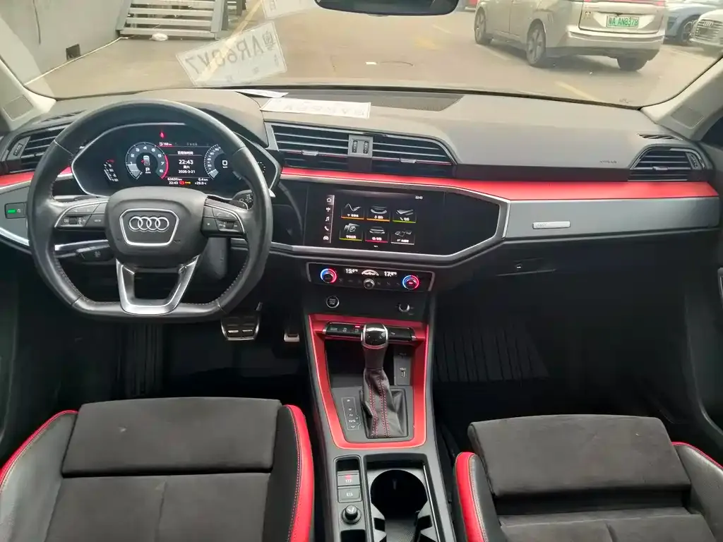 Audi Q3 2021 из CN, фото 3