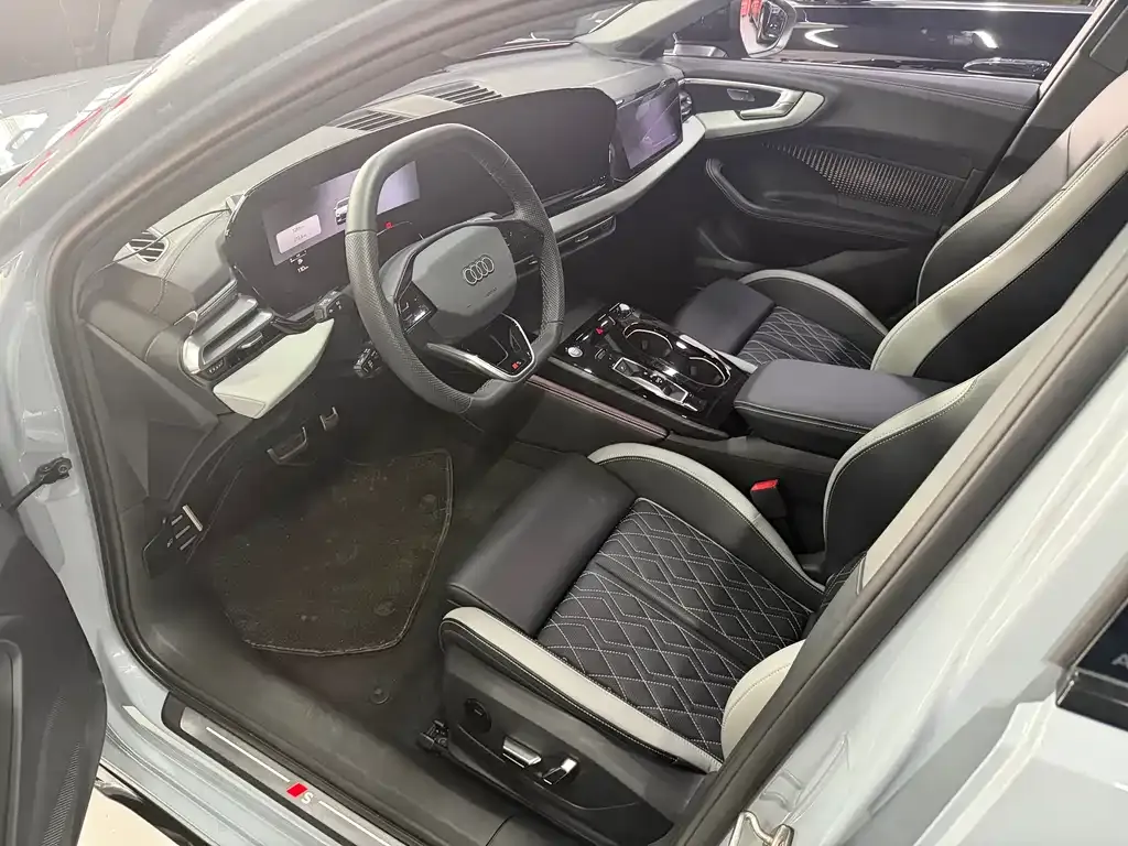 Audi A5L 2025 из CN, фото 4