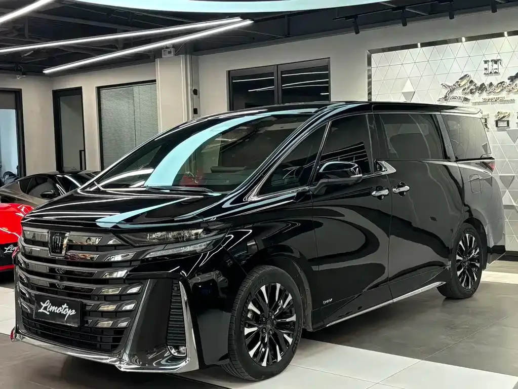 Toyota Vellfire 2023 из CN, фото 5