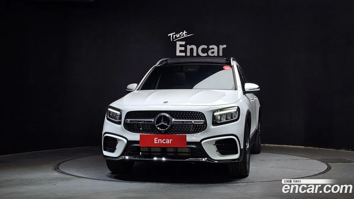 Mercedes-Benz GLB-Class — фото 6