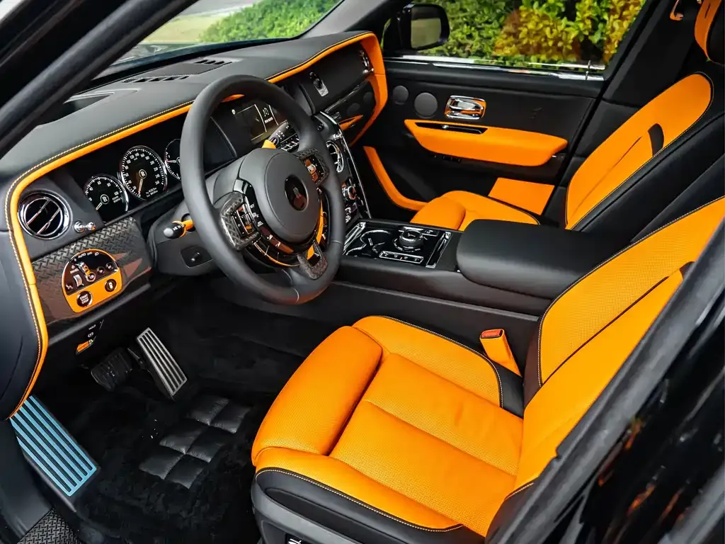 Rolls-Royce Cullinan 2024 из CN, фото 2