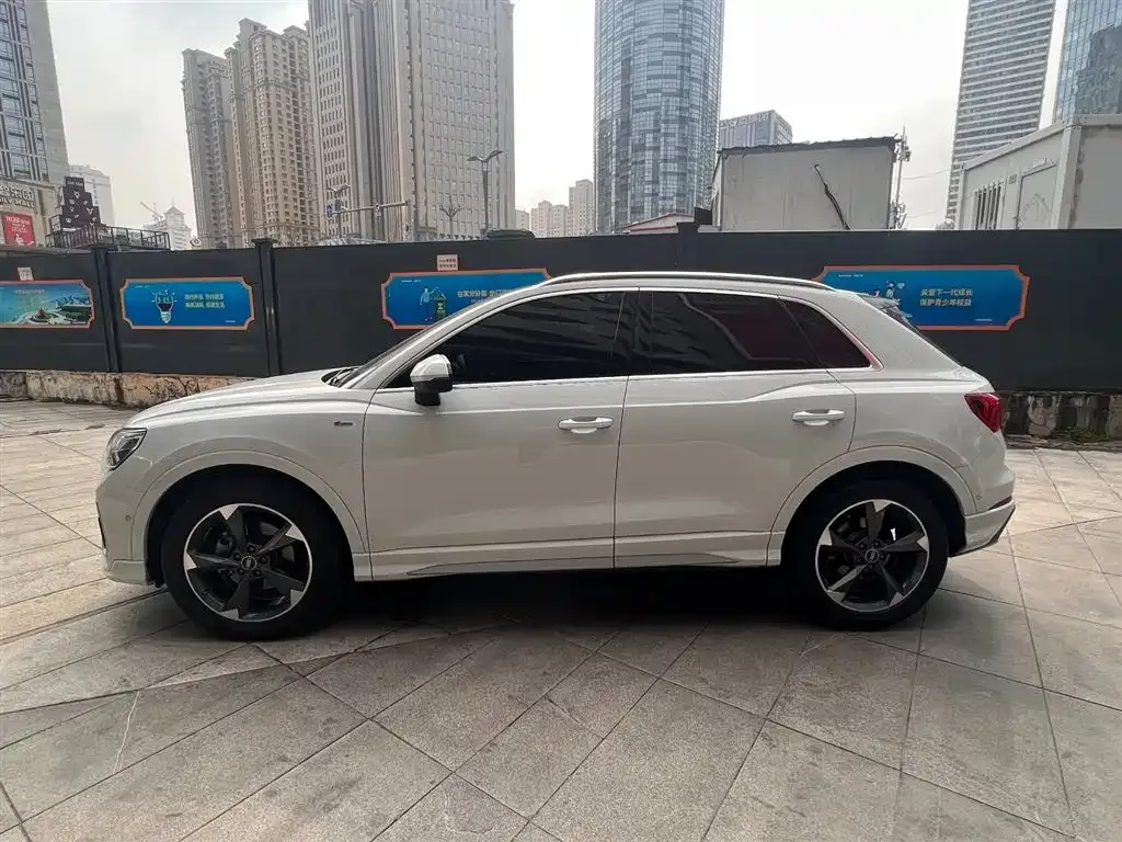 Audi Q3 2021 из CN, фото 4
