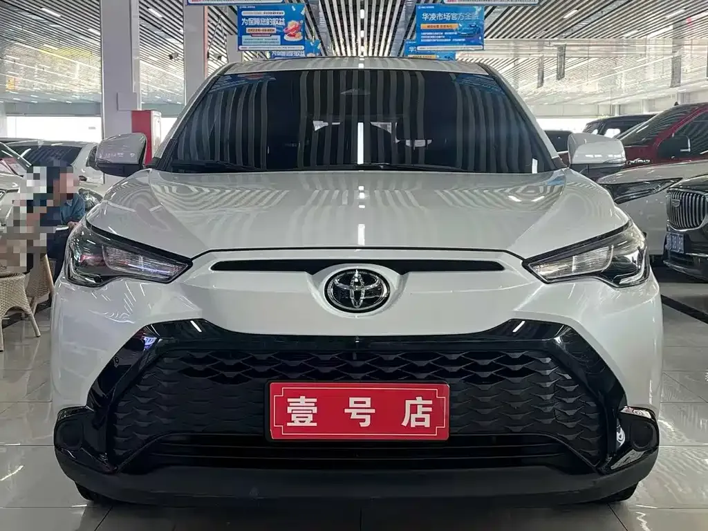 Toyota Frontlander 2024 из CN, фото 8