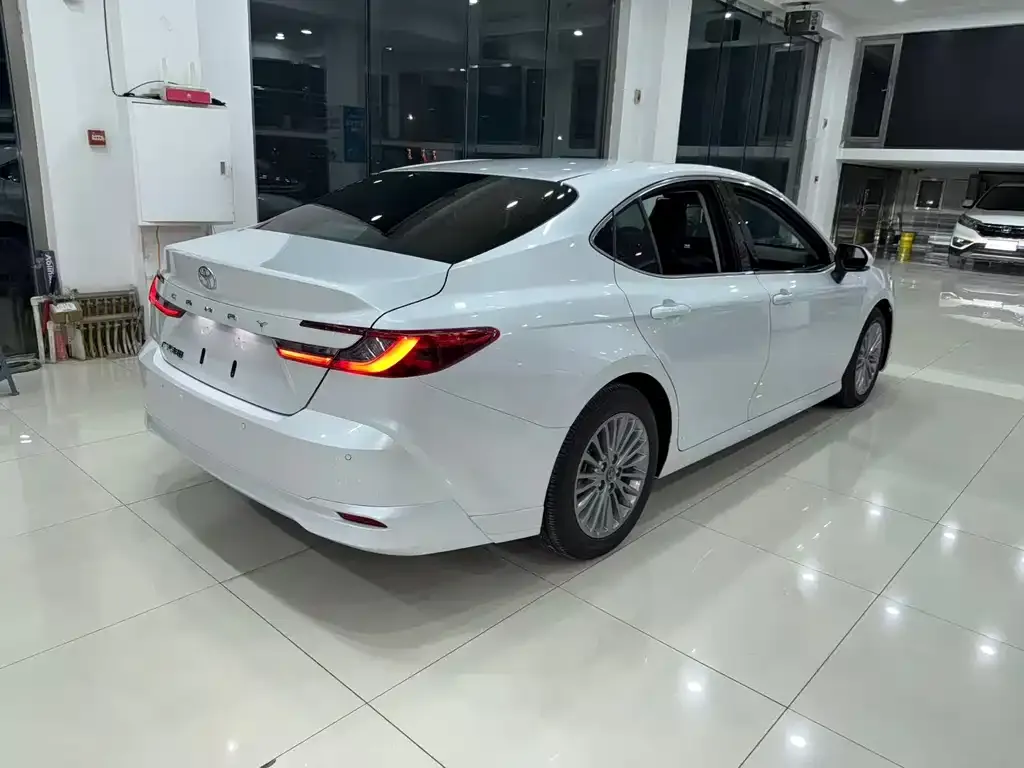 Toyota Camry 2024 из CN, фото 7