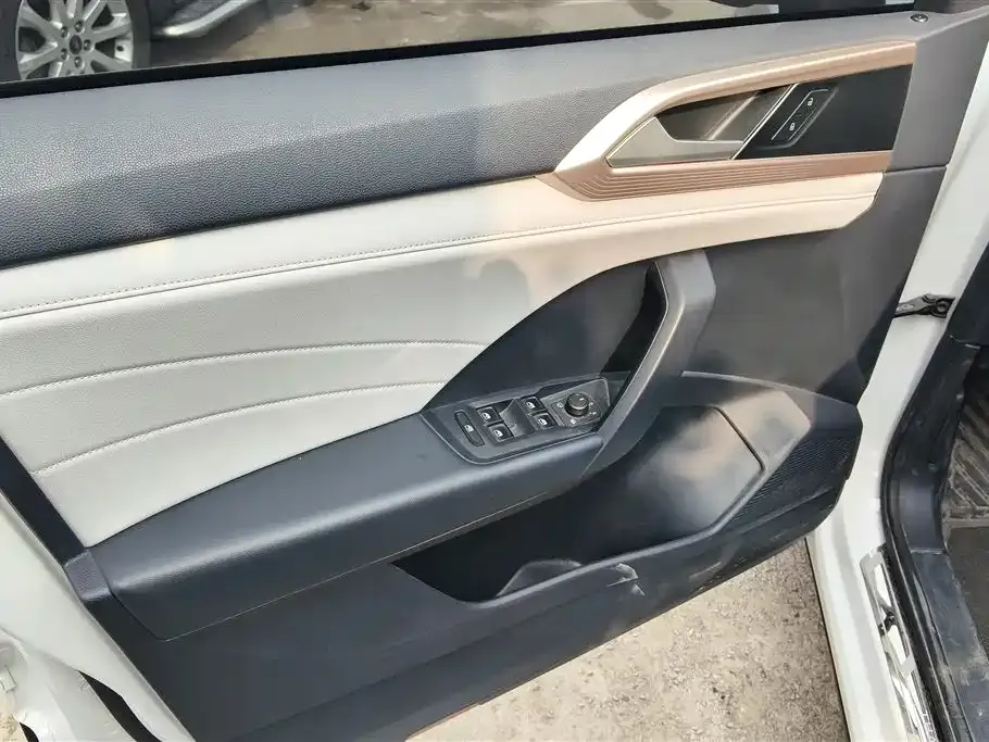 Volkswagen Tharu 2024 из CN, фото 5