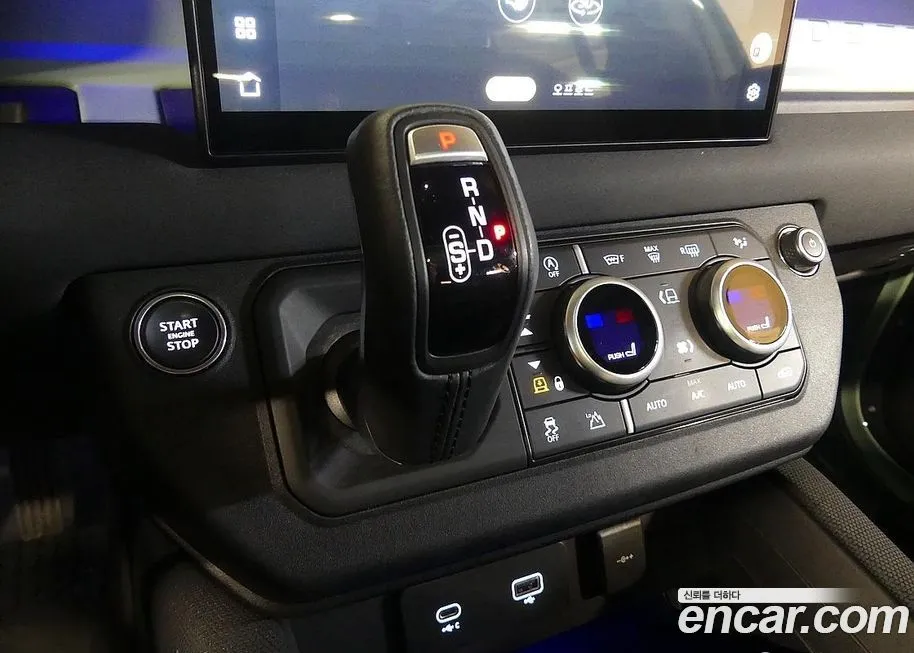 Land Rover Defender 2023 из KR, фото 6