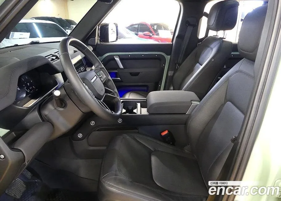 Land Rover Defender 2023 из KR, фото 2