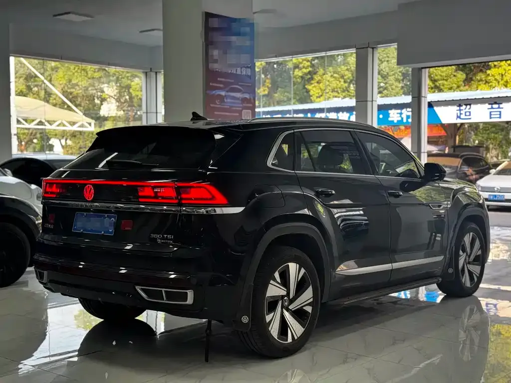 Volkswagen Teramont 2023 из CN, фото 7