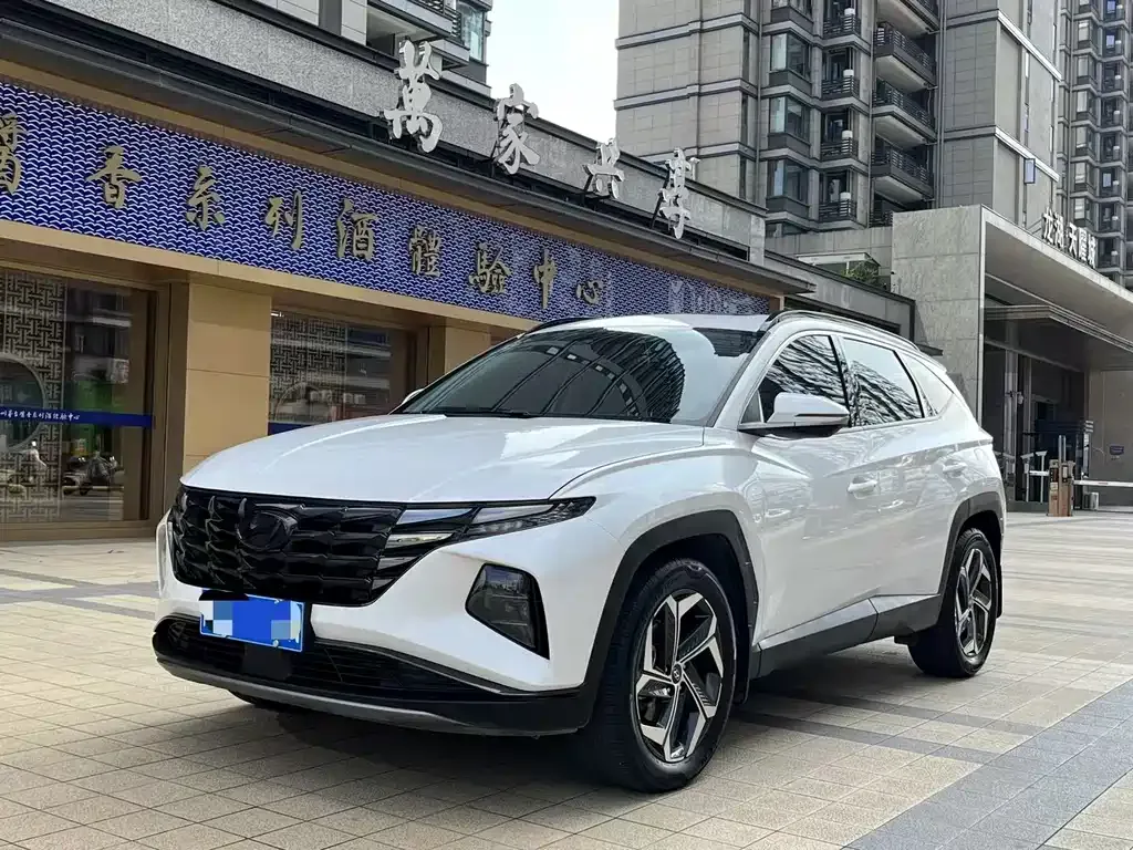 Hyundai Tucson 2023 из CN, фото 1