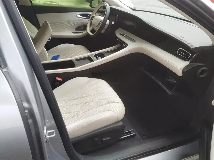 Roewe D7 2025 из CN, фото 2