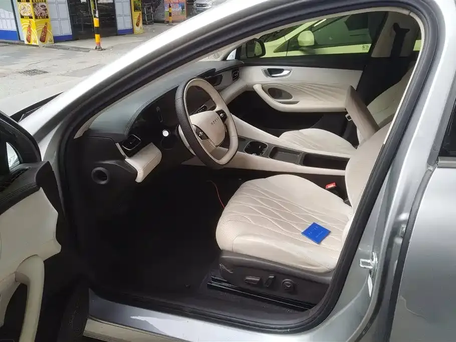 Roewe D7 2025 из CN, фото 10