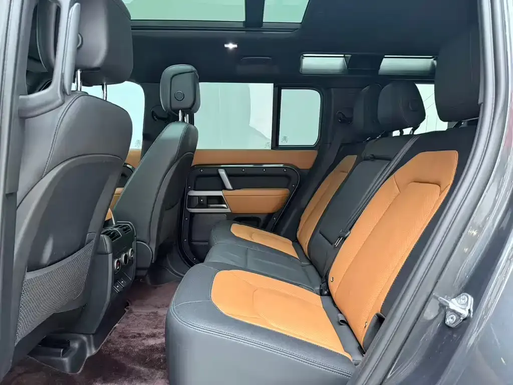 Land Rover Defender 2023 из CN, фото 4