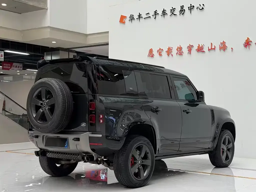 Land Rover Defender 2023 из CN, фото 8