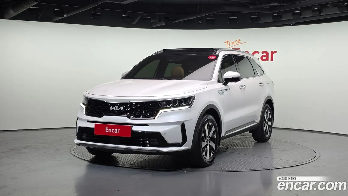 Kia Sorento — фото 1