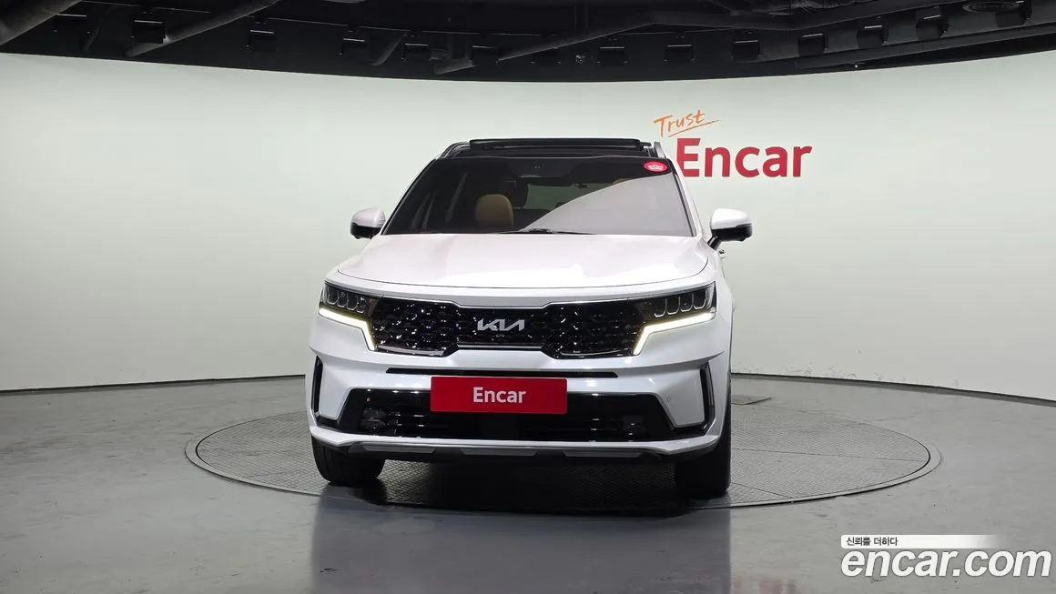 Kia Sorento — фото 6