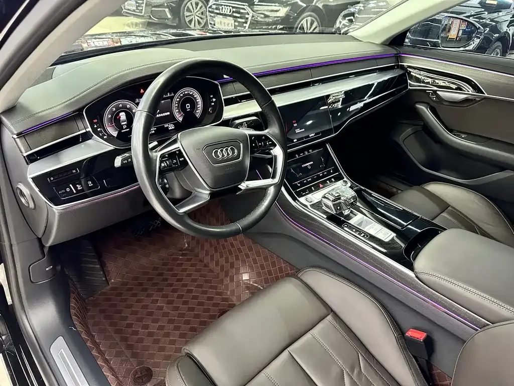 Audi A8 2023 из CN, фото 8