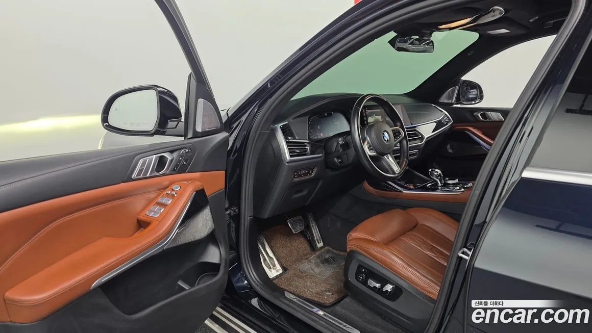 BMW X7 2021 из KR, фото 9