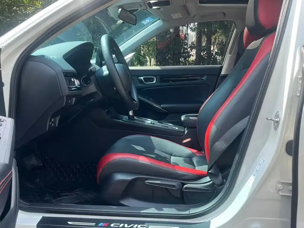 Honda Civic — фото 4