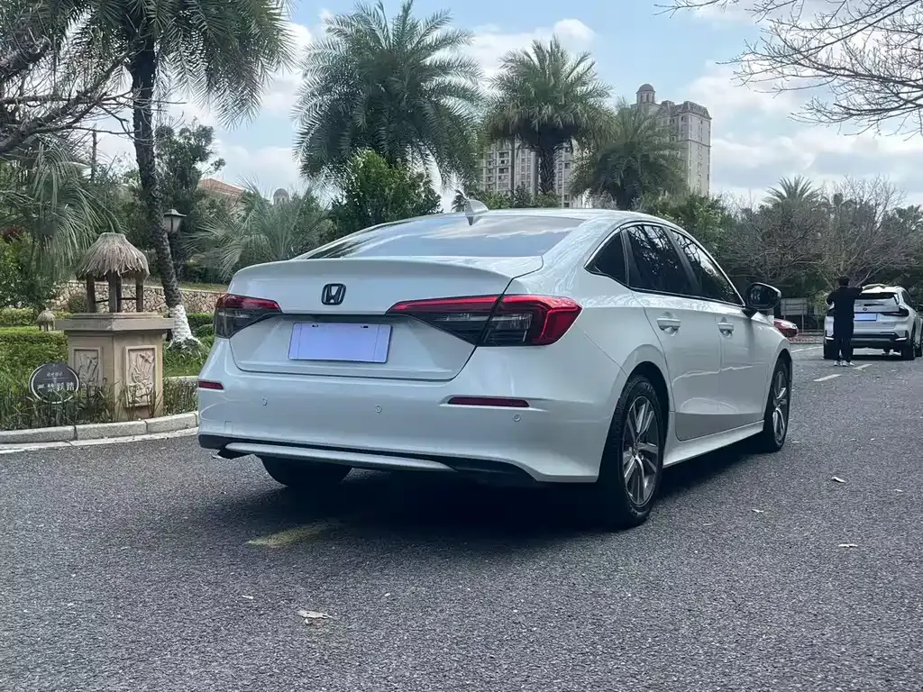 Honda Civic — фото 9