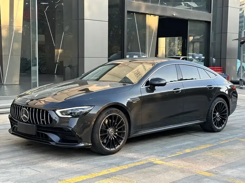 Mercedes-Benz AMG GT — фото 1