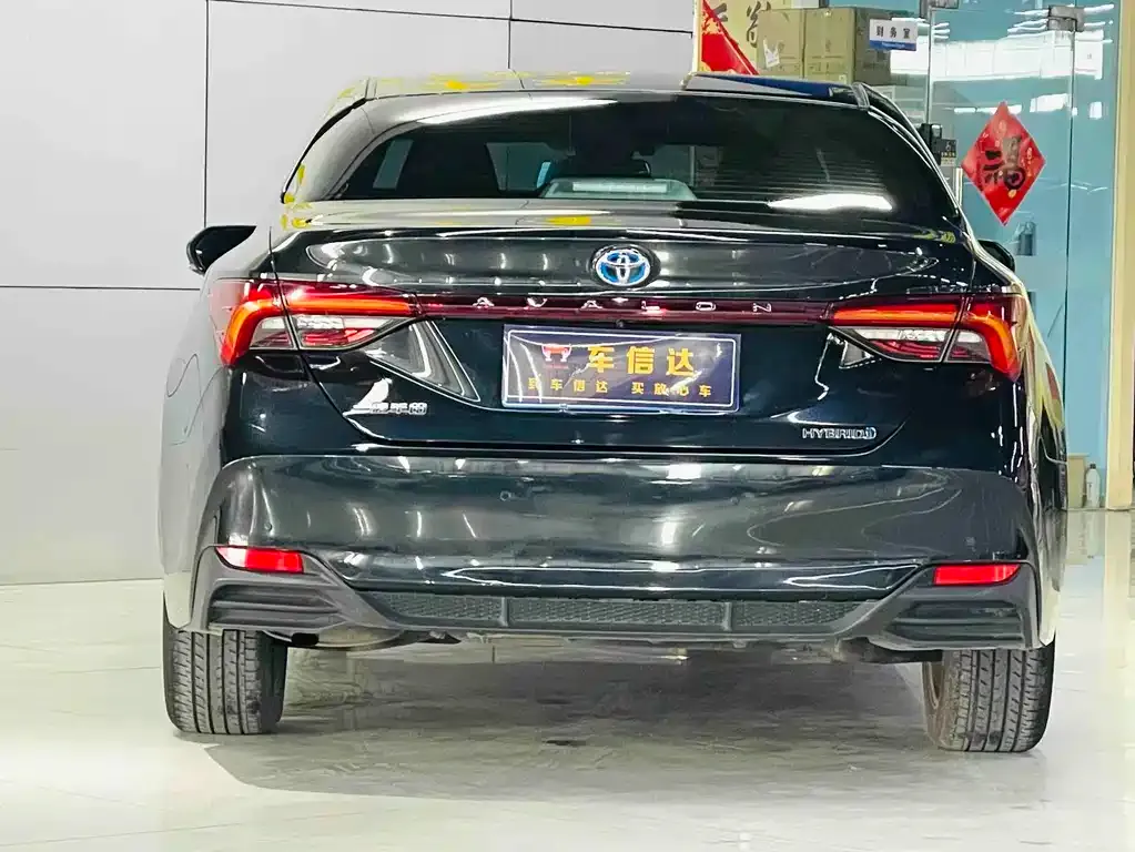 Toyota Avalon 2021 из CN, фото 2