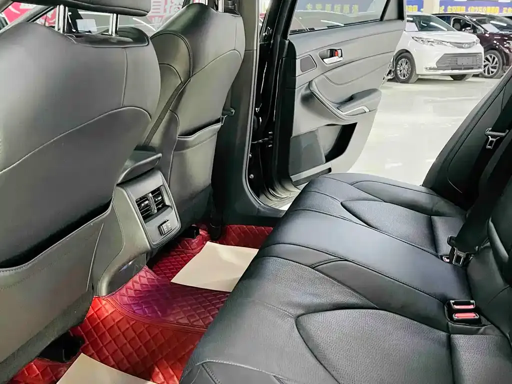 Toyota Avalon 2021 из CN, фото 5