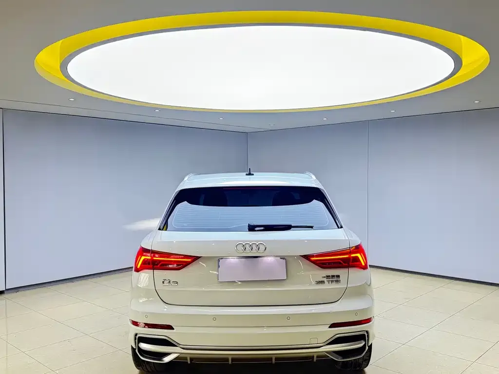Audi Q3 — фото 2