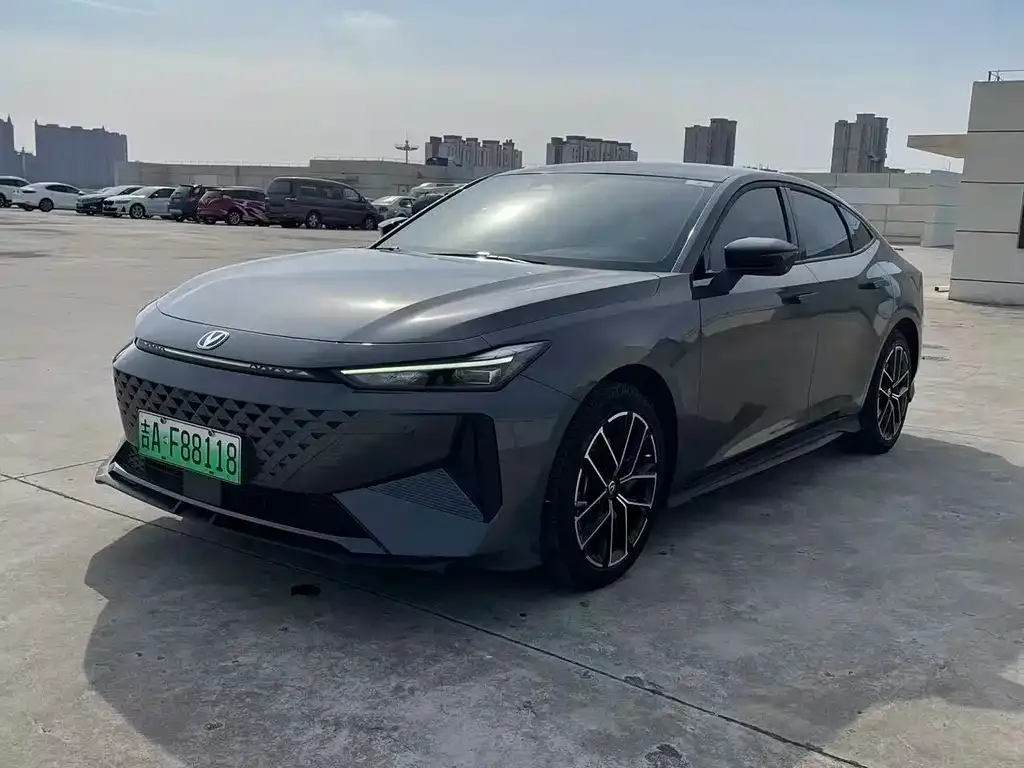 Changan UNI-V iDD