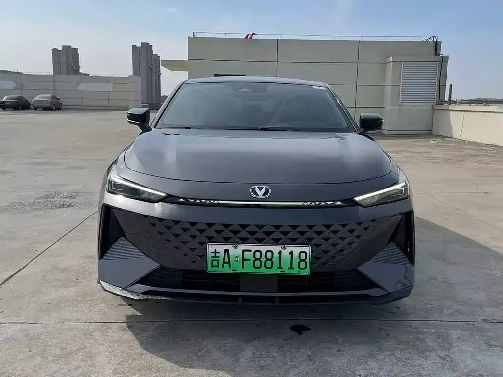 Changan UNI-V iDD 2024 из CN, фото 2