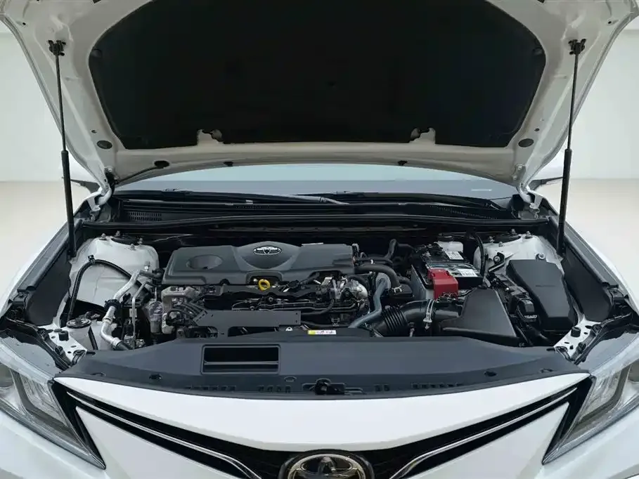 Toyota Camry 2023 из CN, фото 8