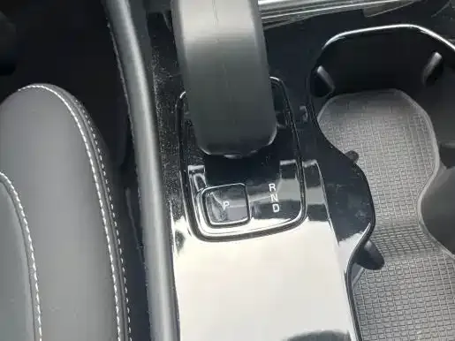 Volvo C40 2024 из CN, фото 9