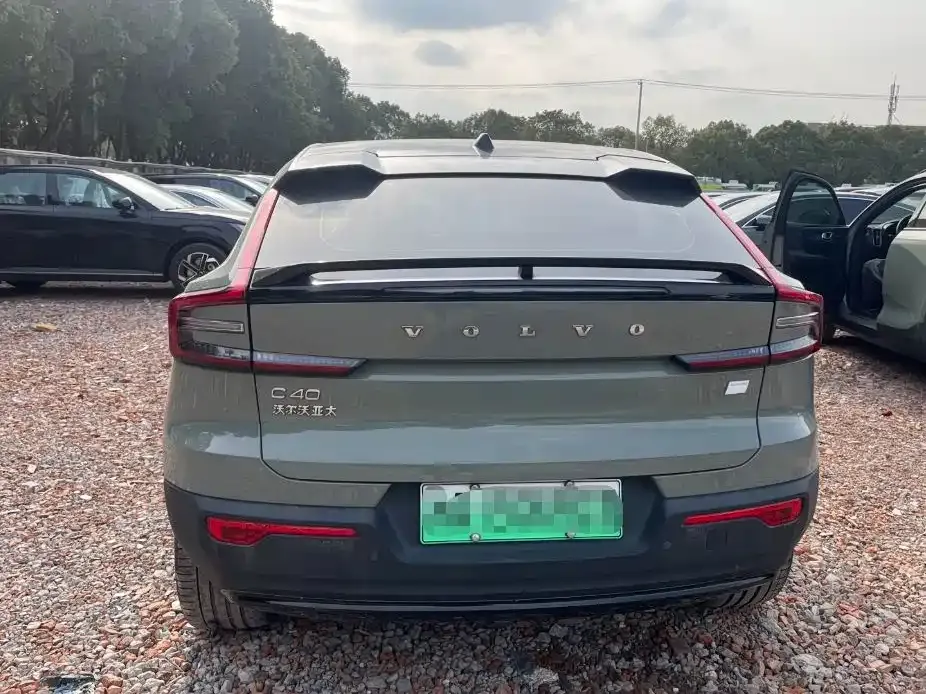 Volvo C40 2024 из CN, фото 6