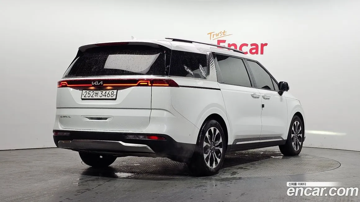 Kia Carnival 2023 из KR, фото 2