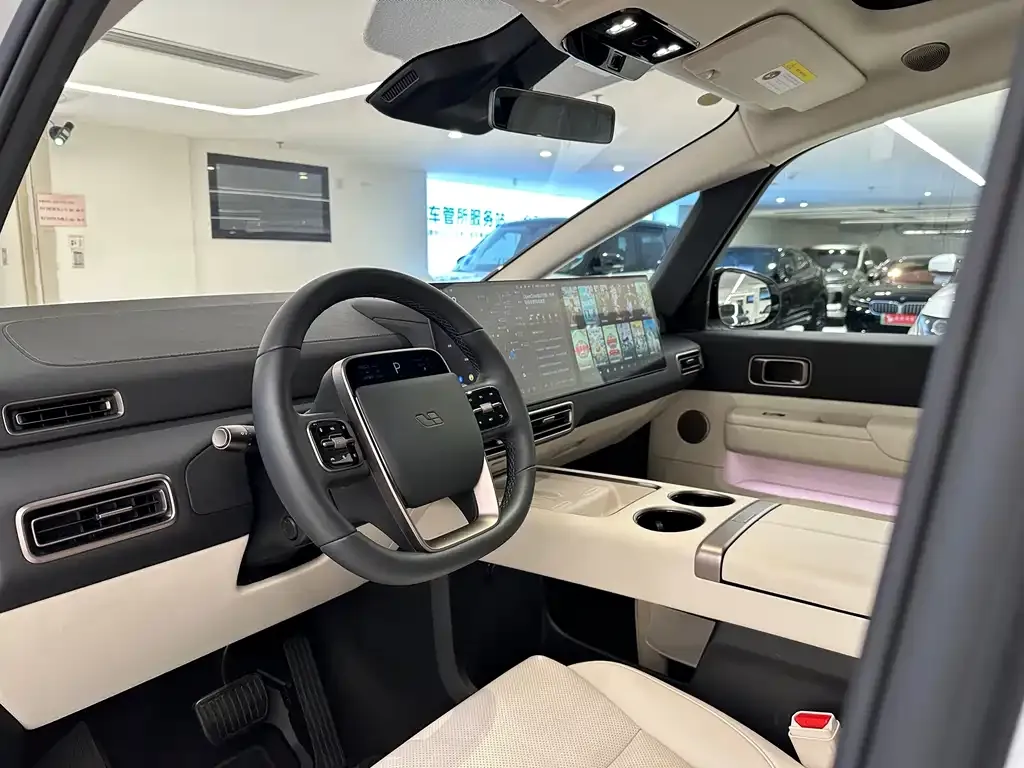 Li Auto Li MEGA 2025 из CN, фото 3