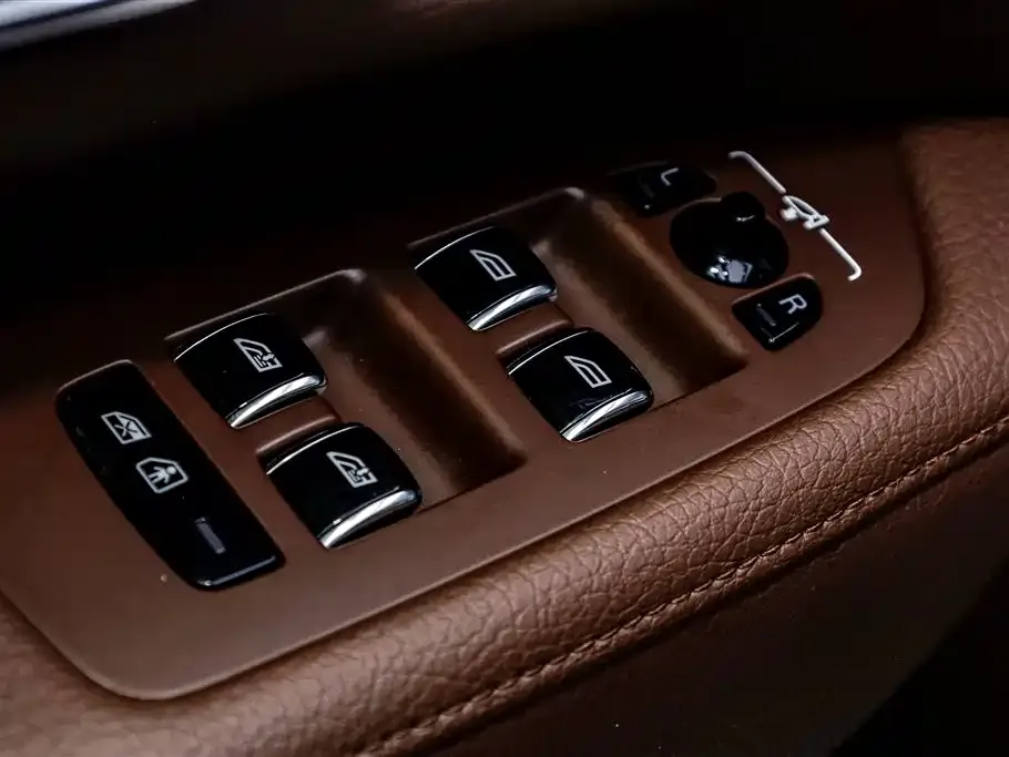 Volvo S90 2021 из CN, фото 3