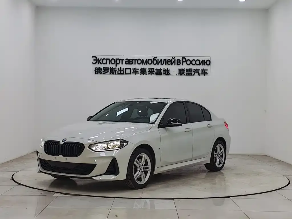 BMW 1 Series — фото 1