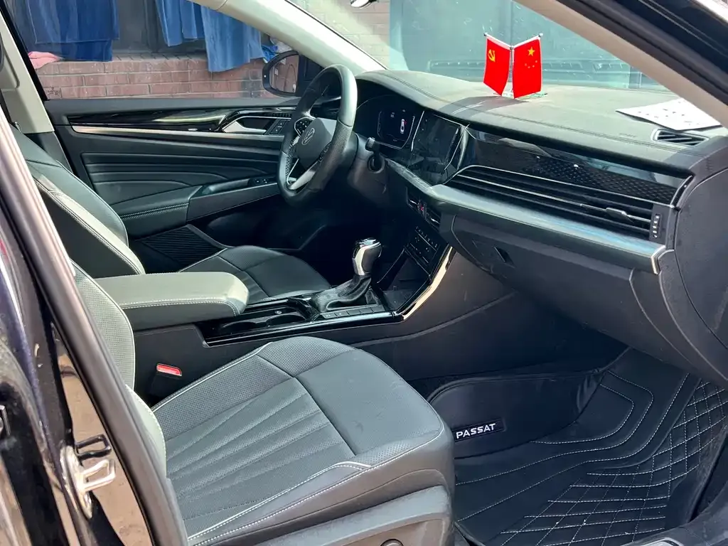 Volkswagen Passat — фото 7