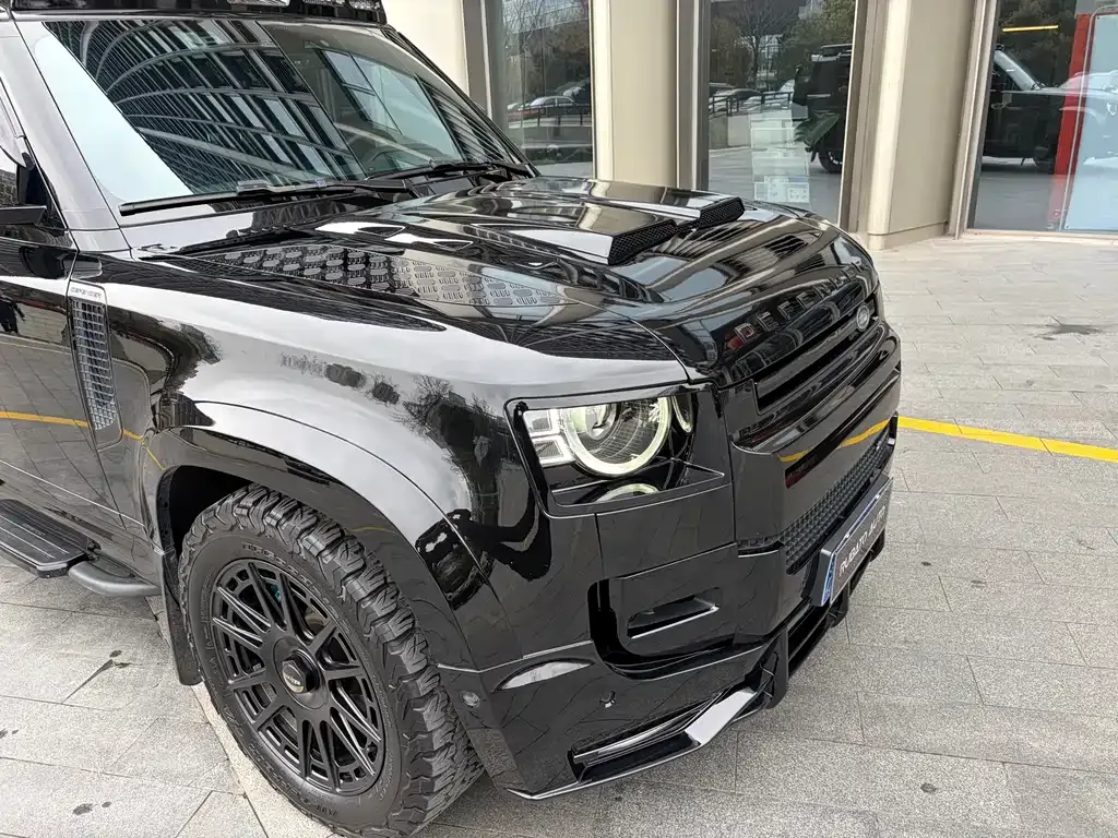 Land Rover Defender — фото 10
