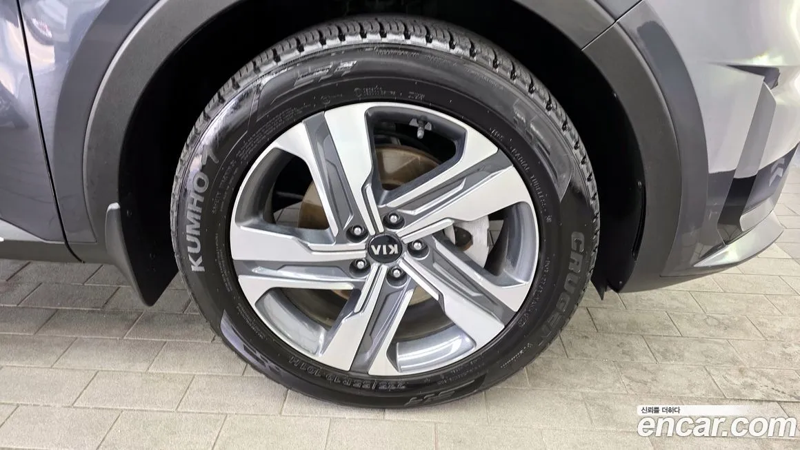 Kia Sorento — фото 4