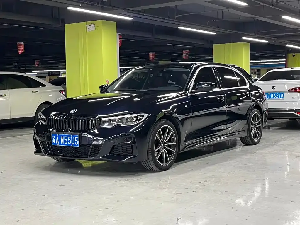 BMW 3 Series 2022 из CN, фото 1