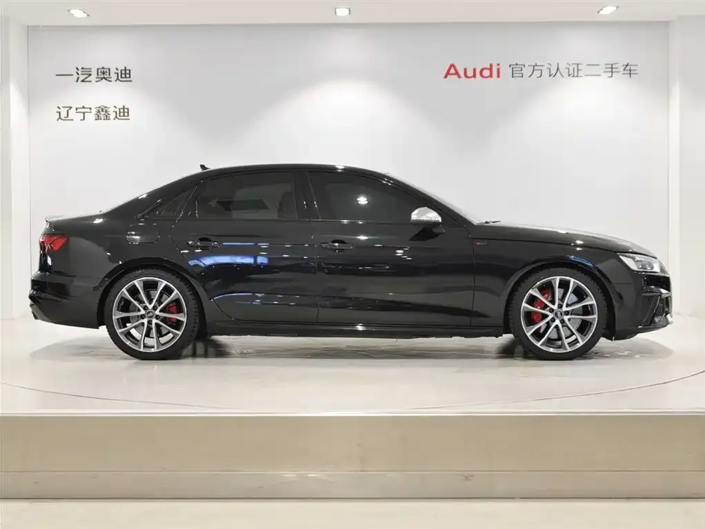 Audi S4 2023 из CN, фото 5