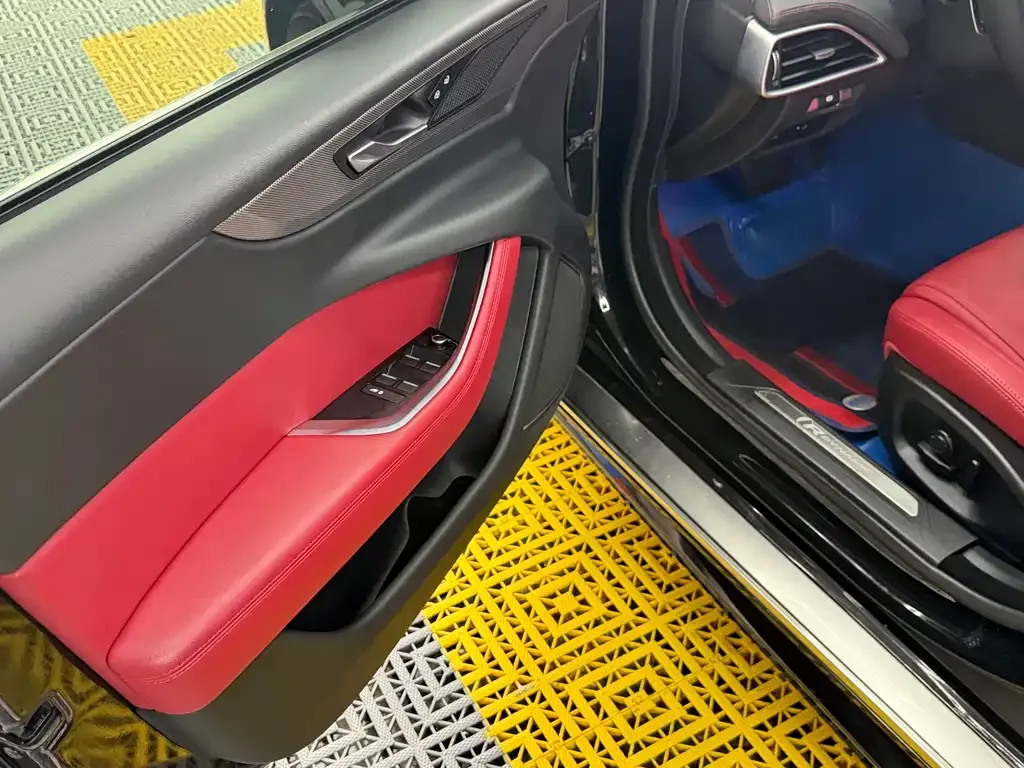 Jaguar XEL 2021 из CN, фото 10