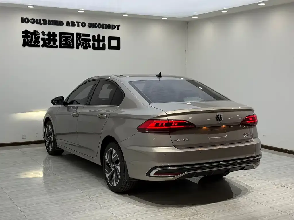Volkswagen Bora 2022 из CN, фото 8
