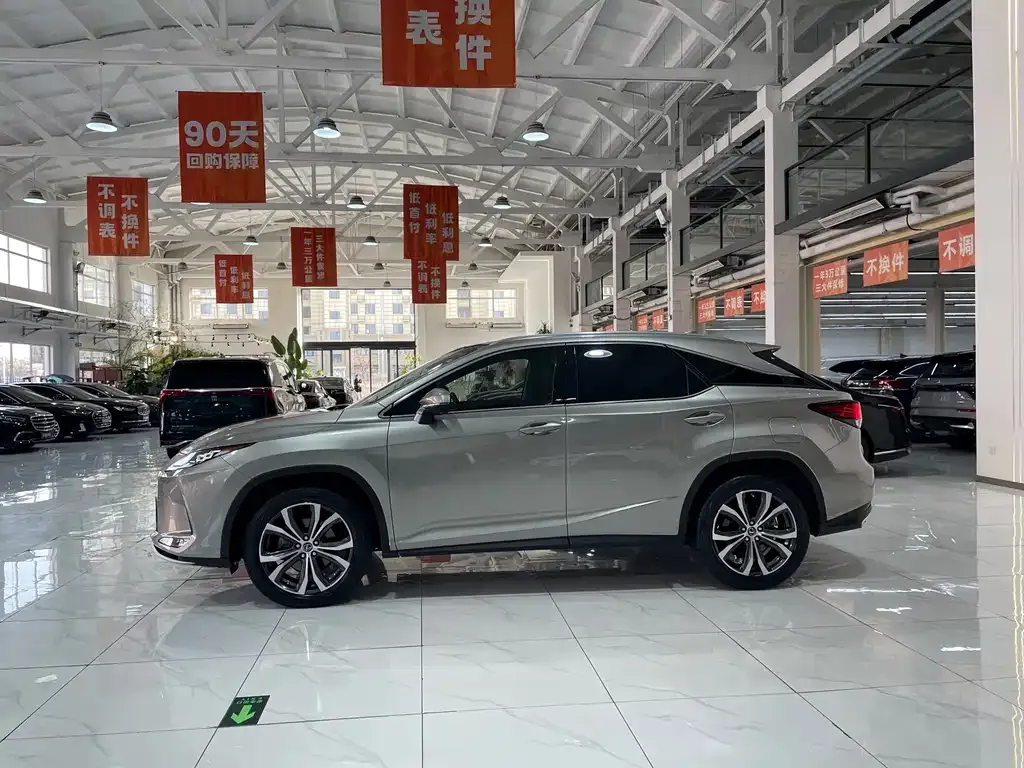 Lexus RX 2022 из CN, фото 8