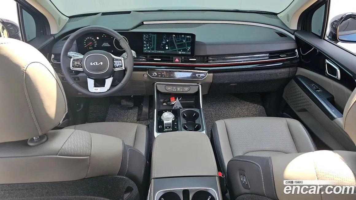 Kia Carnival — фото 10