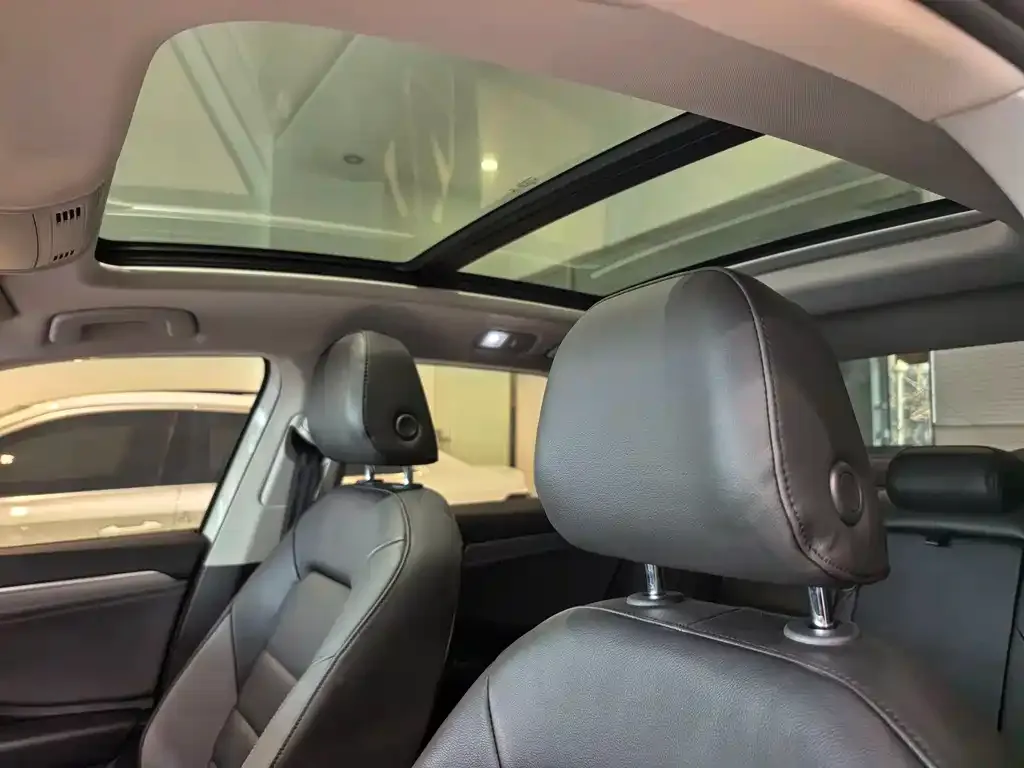 Volkswagen Sagitar 2022 из CN, фото 2