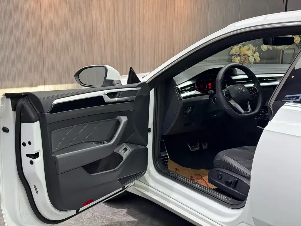 Volkswagen CC 2025 из CN, фото 7