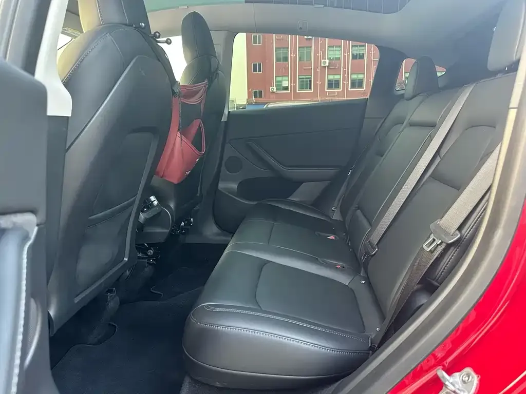 Tesla Model Y 2022 из CN, фото 4