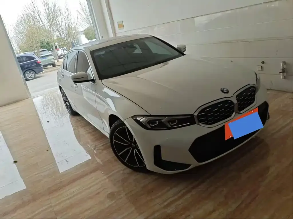 BMW 3 Series 2024 из CN, фото 3